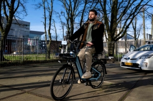 Safer streets ahead: Dutch researchers use cutting-edge e-bike tech to protect cyclists